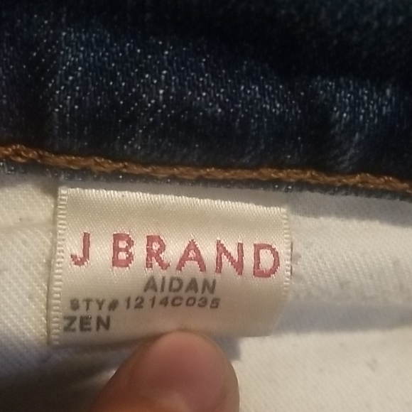 J BRAND AIDAN jeans size 30 - Picture 6 of 7